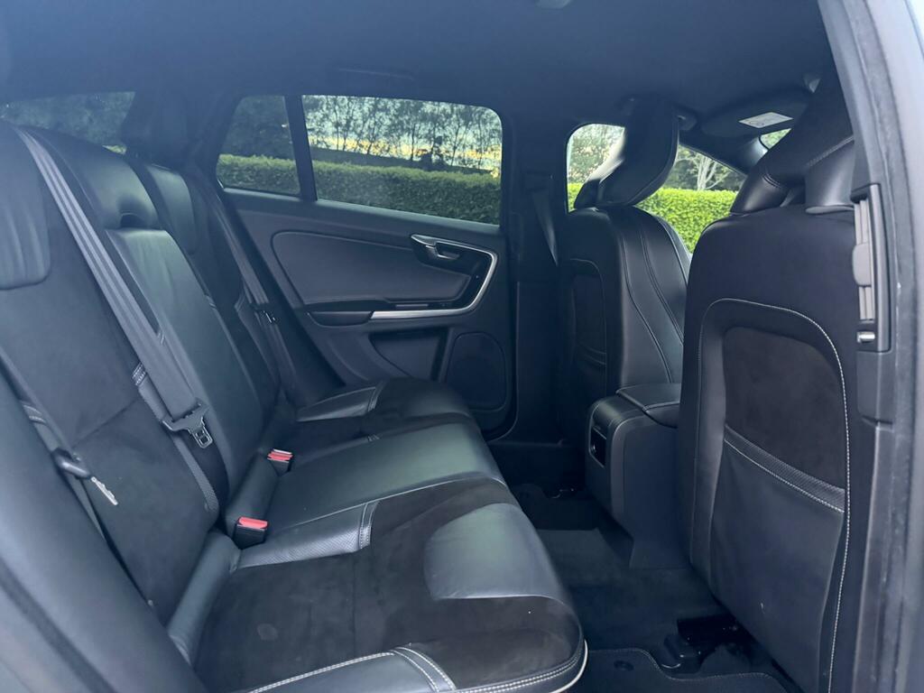 Volvo V60 2.0 T5 R-design Lux Nav Black #24