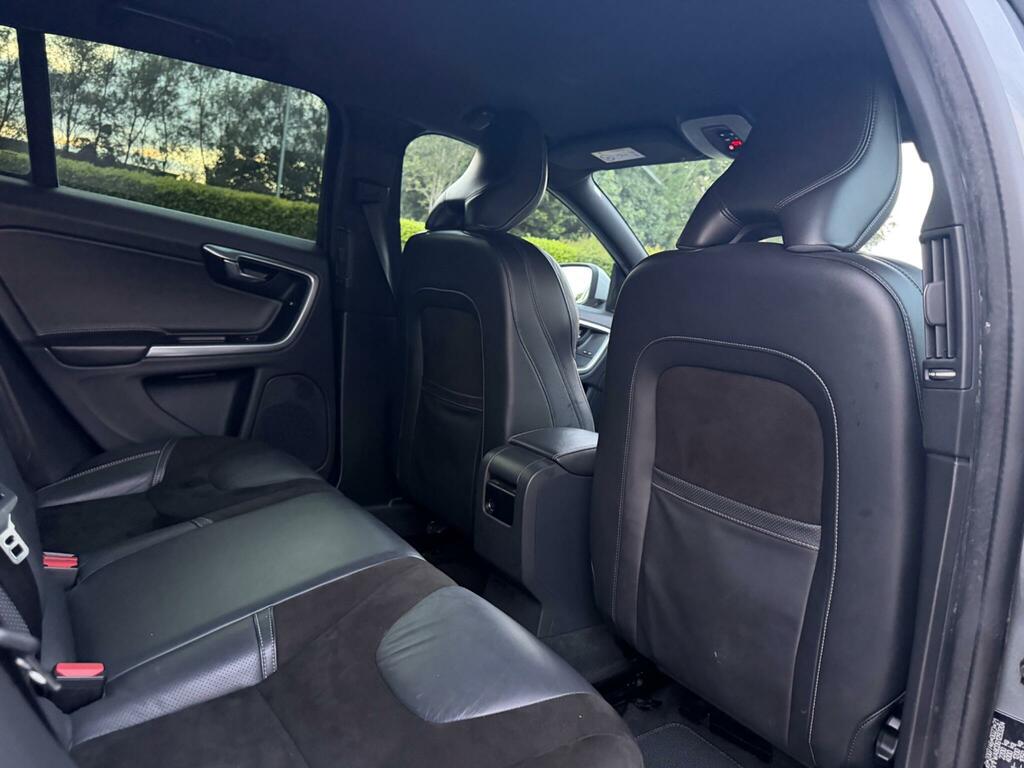 Volvo V60 2.0 T5 R-design Lux Nav Black #26