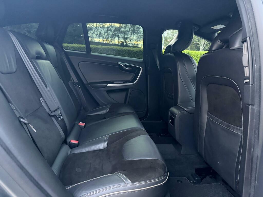 Volvo V60 2.0 T5 R-design Lux Nav Black #25
