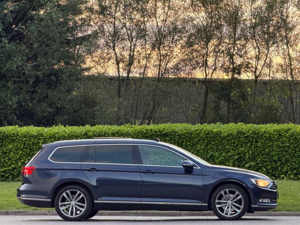 Volkswagen Passat Gt Blue #2