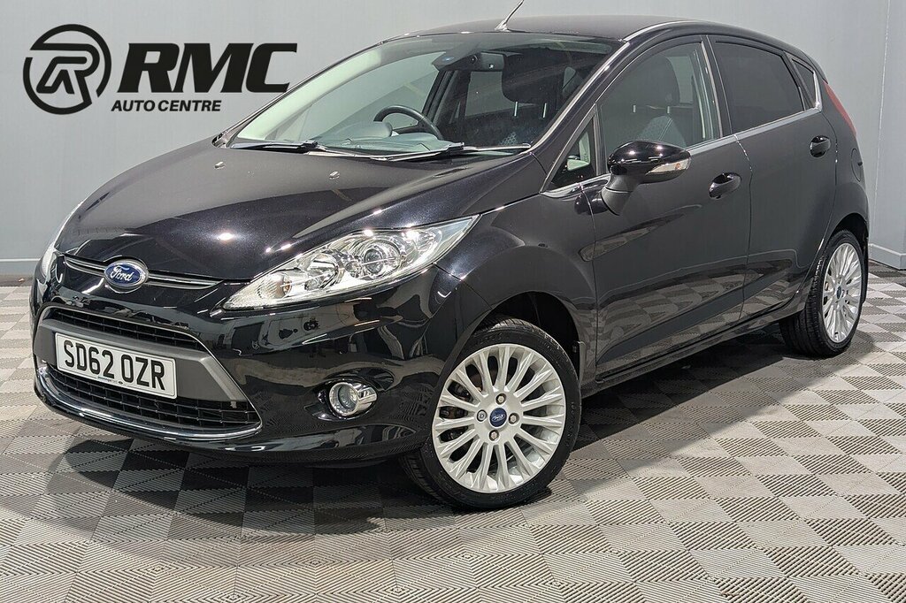 Ford Fiesta 1.4 Titanium Hatchback 130 Gkm Black