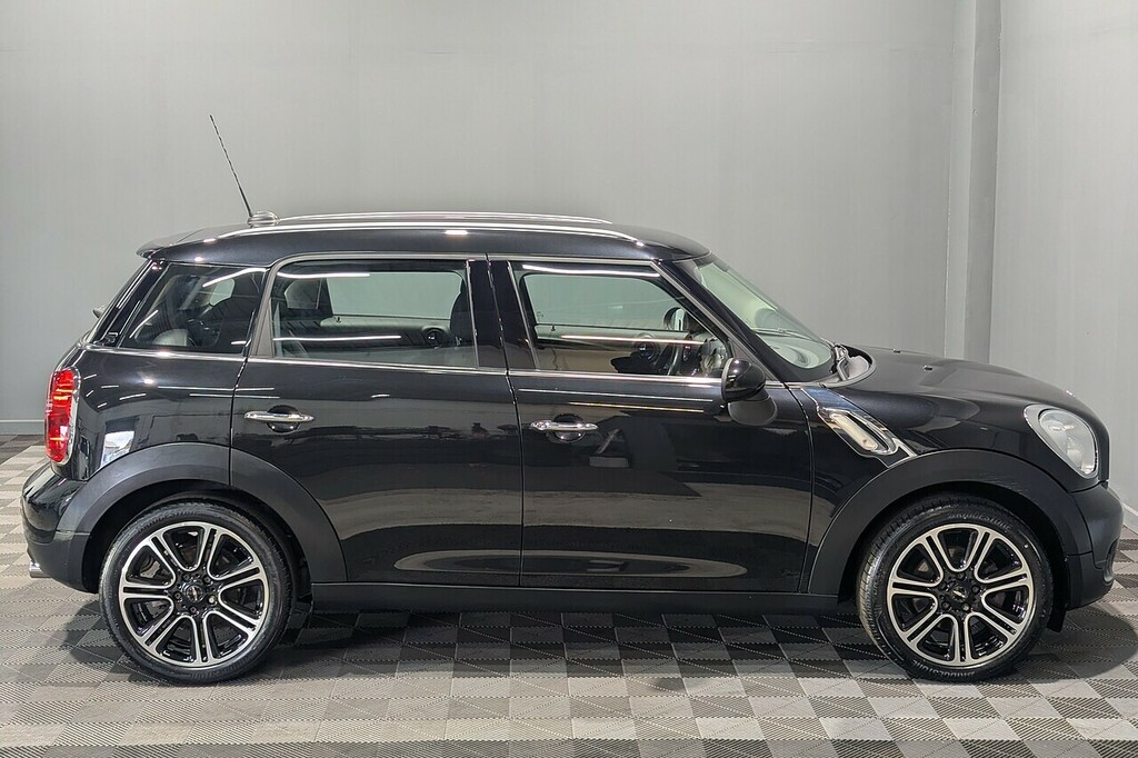 Mini Countryman 1.6 Cooper Suv Euro 6 Ss 122 Black #6