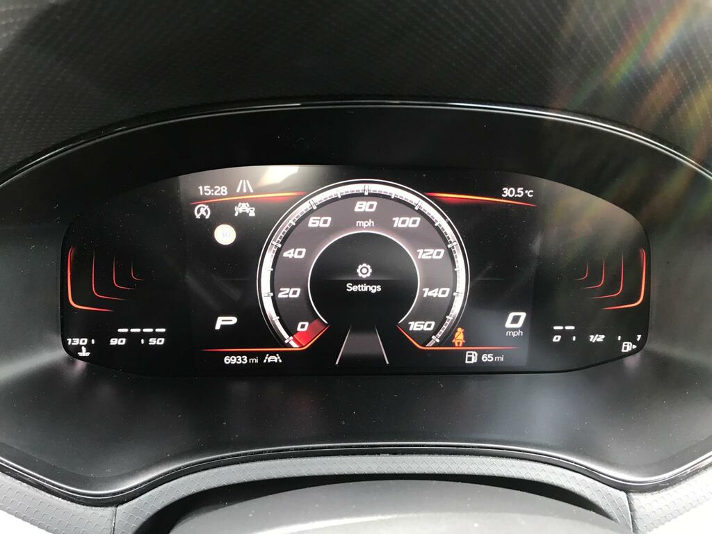 Seat Arona 1.0L Tsi Se Technology 94 Bhp Green #38
