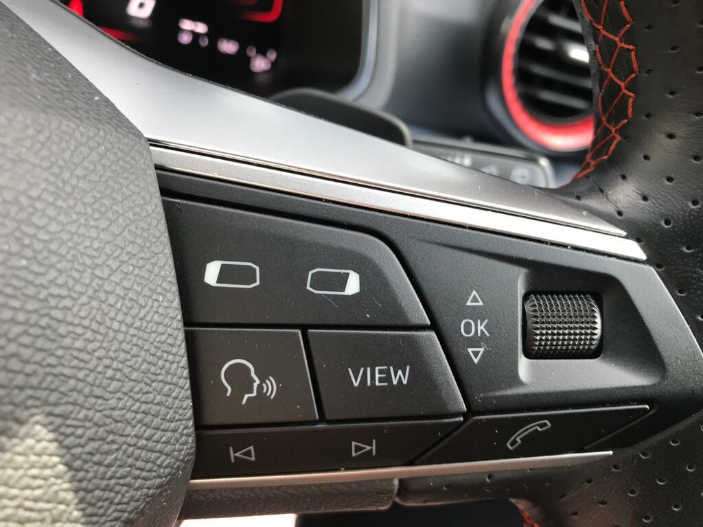 Seat Arona 1.0L Tsi Se Technology 94 Bhp Green #26