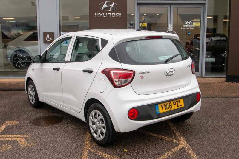 Hyundai I10 1.0 S White #3