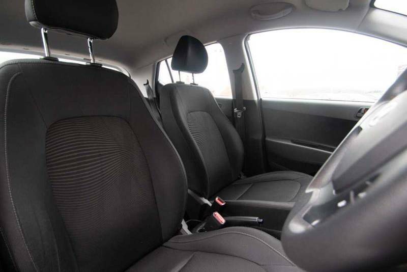 Hyundai I10 Go Se White #15