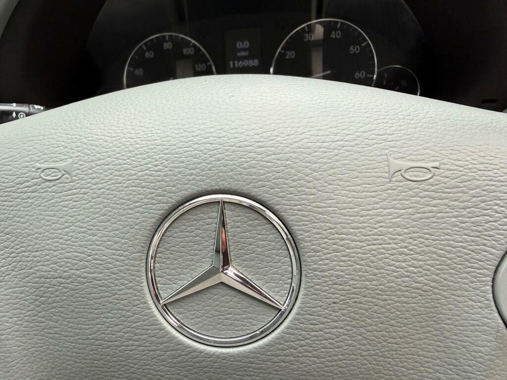 Mercedes-Benz C Class C180k Avantgarde Se Silver #23
