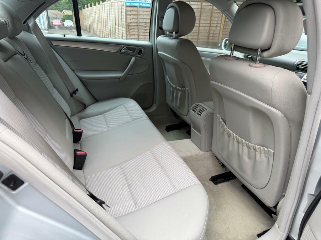 Mercedes-Benz C Class C180k Avantgarde Se Silver #31