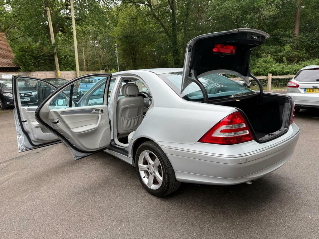 Mercedes-Benz C Class C180k Avantgarde Se Silver #16