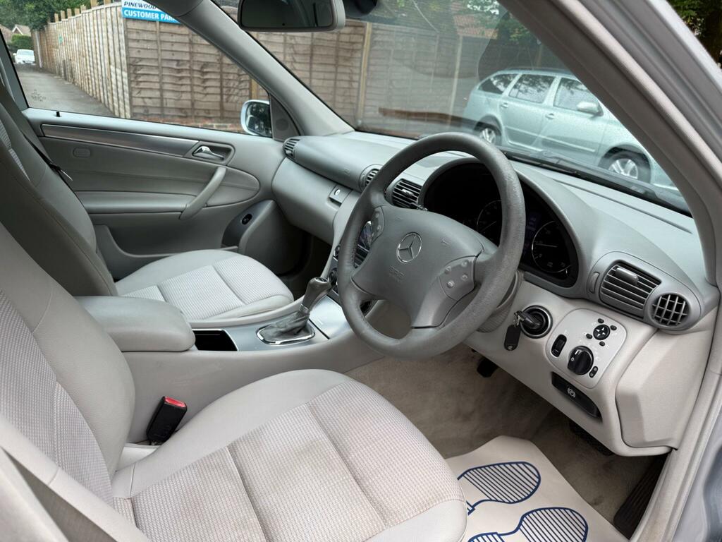 Mercedes-Benz C Class C180k Avantgarde Se Silver #32