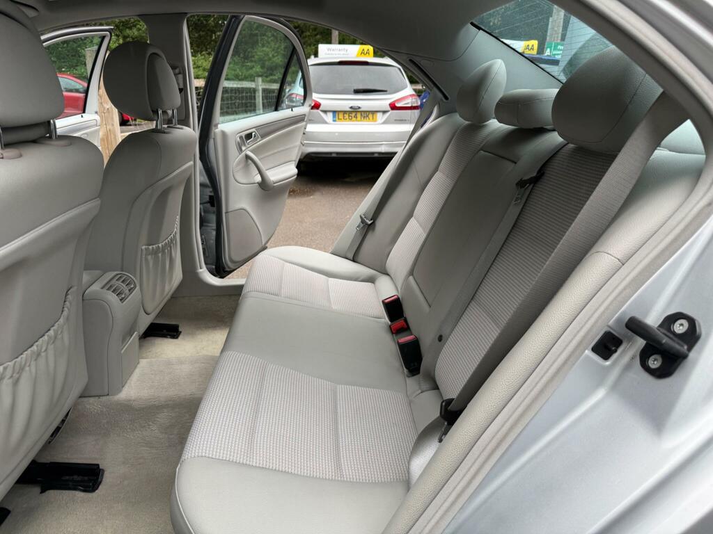 Mercedes-Benz C Class C180k Avantgarde Se Silver #28