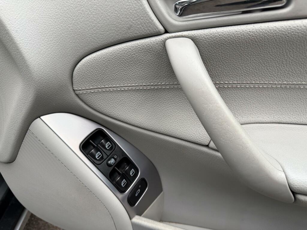 Mercedes-Benz C Class C180k Avantgarde Se Silver #21