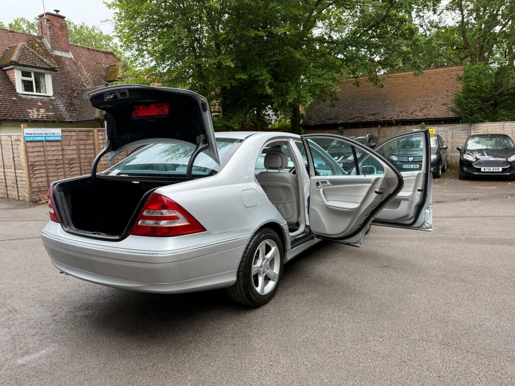 Mercedes-Benz C Class C180k Avantgarde Se Silver #18