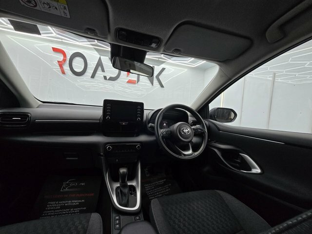 Toyota Yaris 1.5 Vvt-h Icon Hatchback Hybrid E-cvt E LP23FLH Black #4