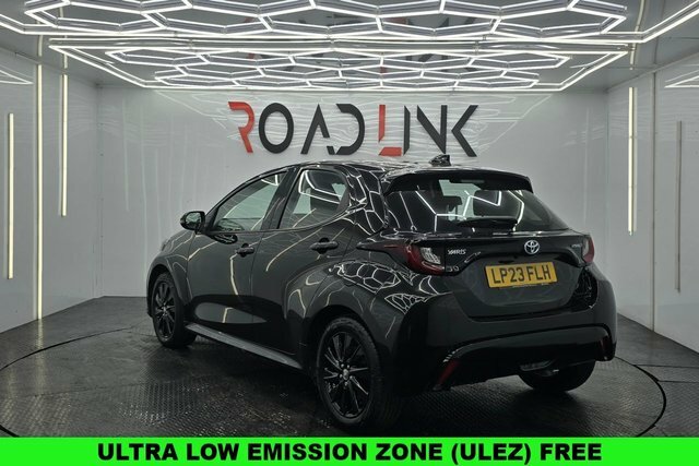 Toyota Yaris 1.5 Vvt-h Icon Hatchback Hybrid E-cvt E LP23FLH Black #2