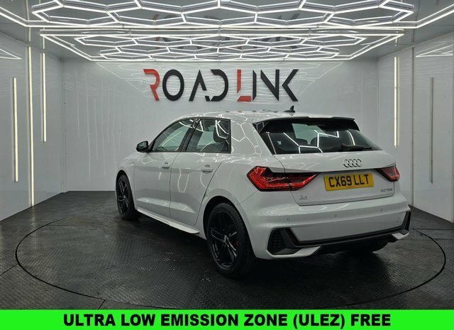 Audi A1 1.0 Tfsi 30 S Line Sportback S Tronic E White #2