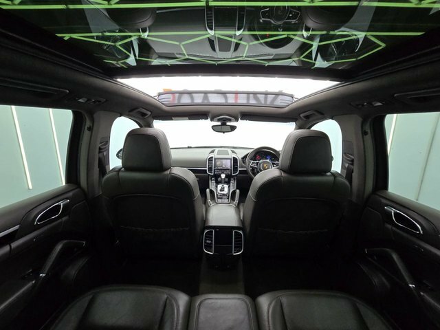 Porsche Cayenne S Tiptronic S Black #17