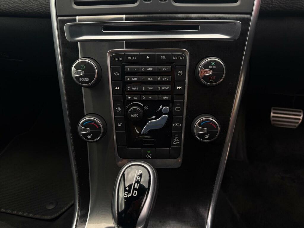 Volvo XC60 D4 190 Se Lux Nav Geartronic #19