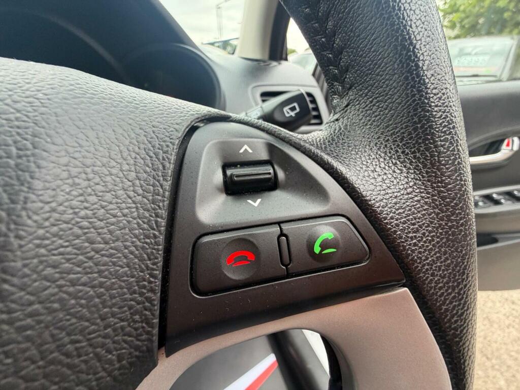 Kia Picanto 1.0 1 61 Bhp White #20