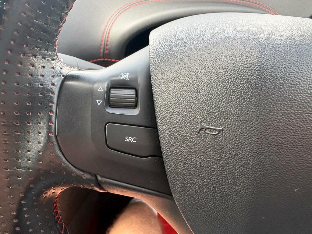 Peugeot 208 1.0 Puretech Access Ac White #29