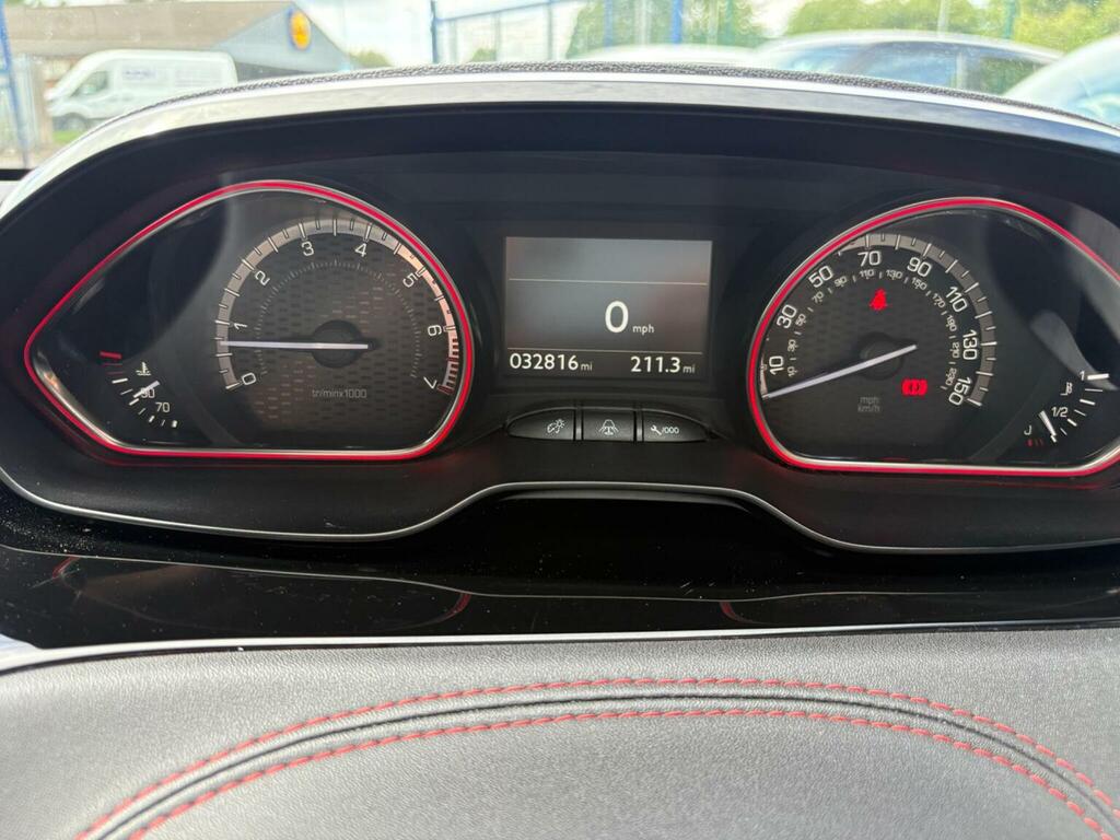 Peugeot 208 1.0 Puretech Access Ac White #23