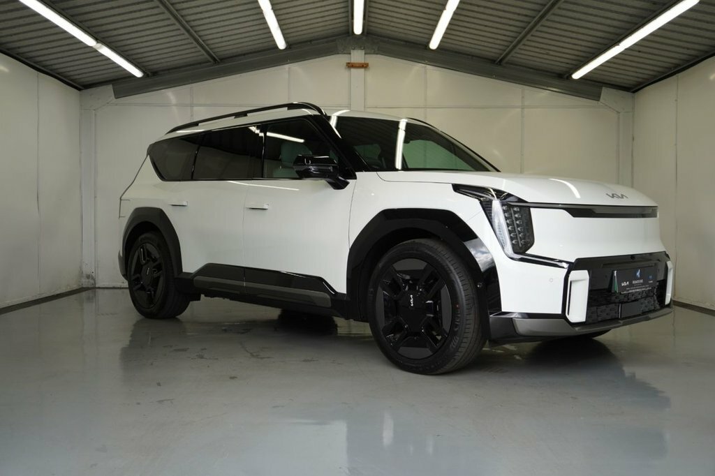 Kia EV9 Crdi 2 Luxe Silver