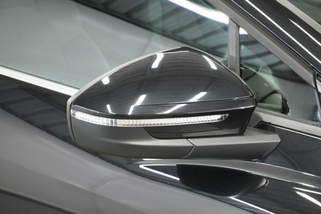 Audi Q4 E Tron Suv URZ2447 Black #4