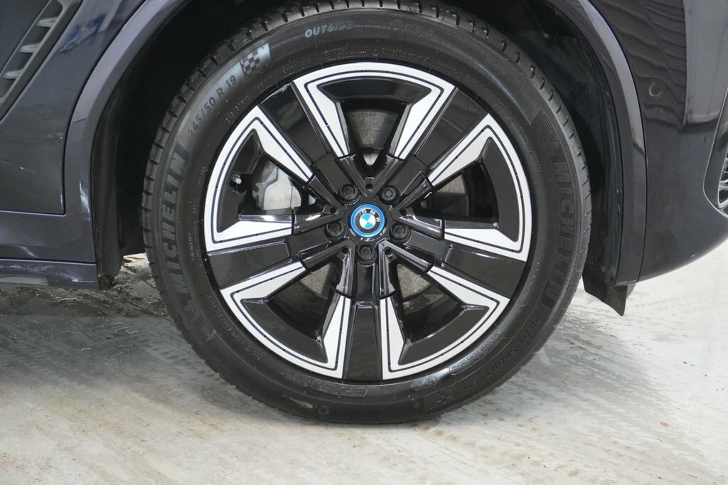 BMW iX3 Suv Black #3
