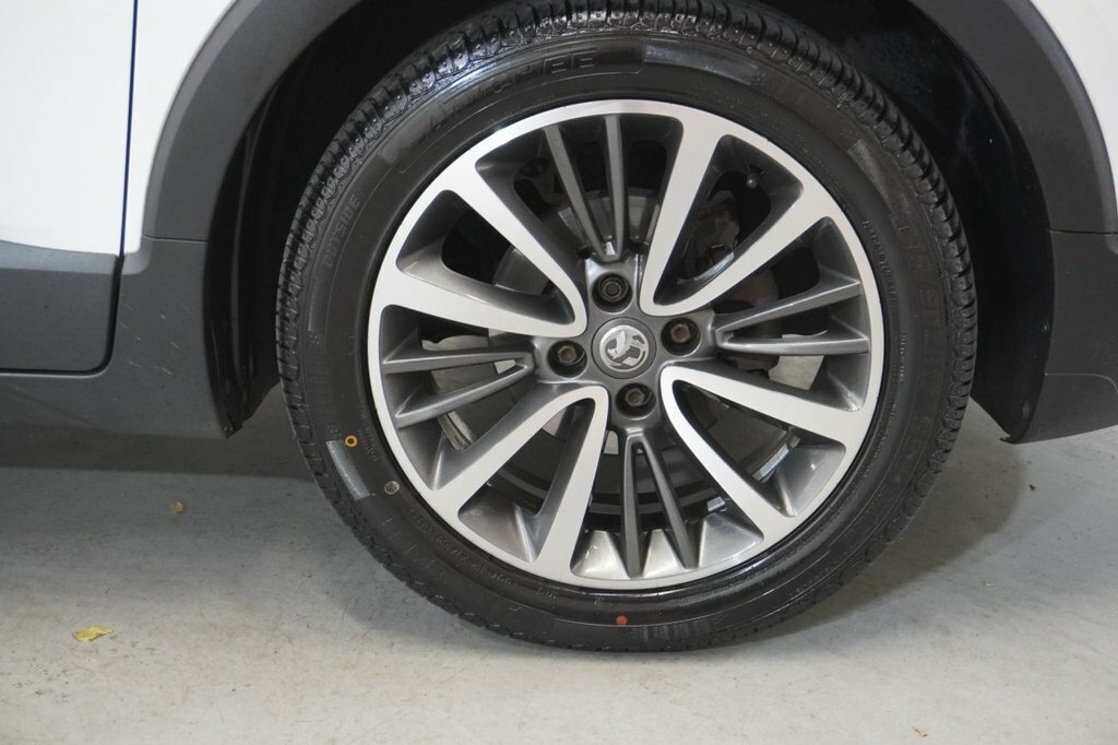 Vauxhall Crossland X 1.2L Elite Nav SGZ9553 White #3