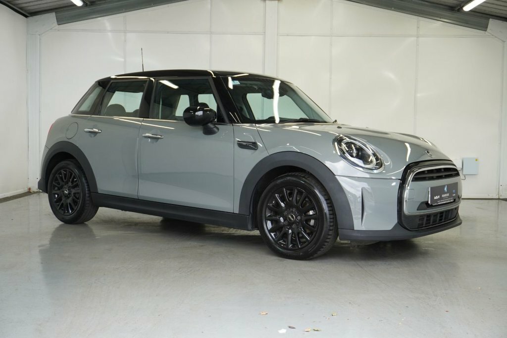 Mini Hatch 1.5L Cooper Classic HJ22GZD Grey
