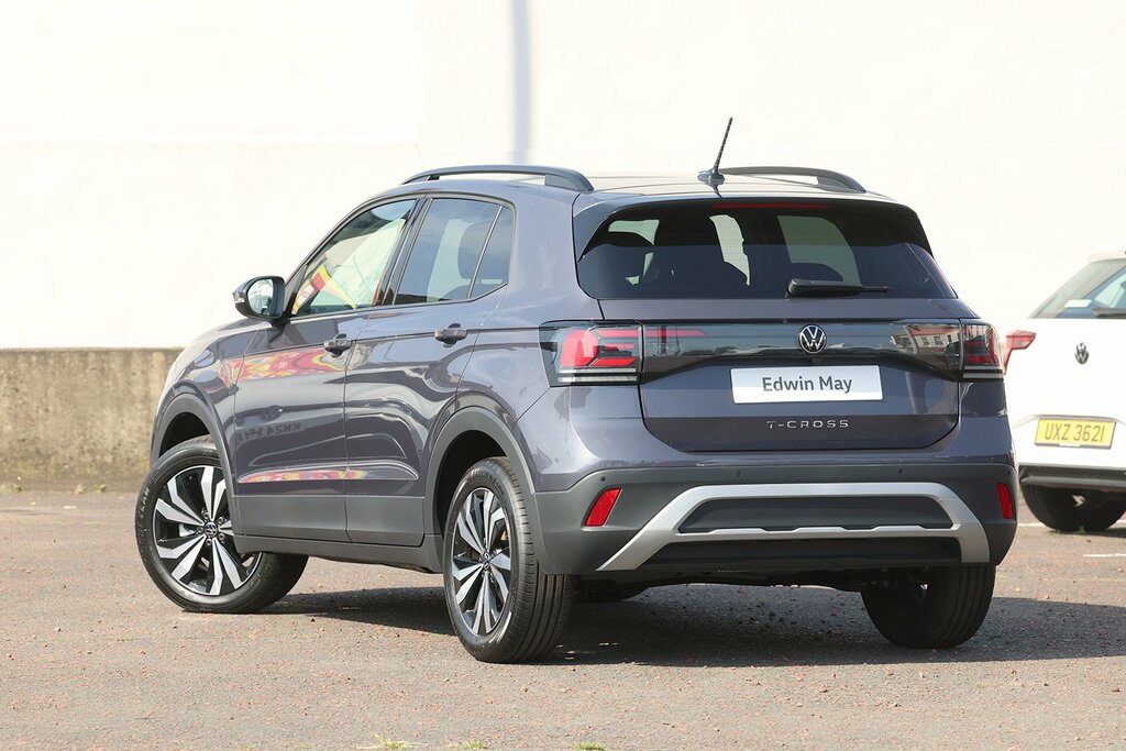 Volkswagen T-Cross 2025 Volkswagen T-cross 1.0 Match Tsi Dsg Grey #3