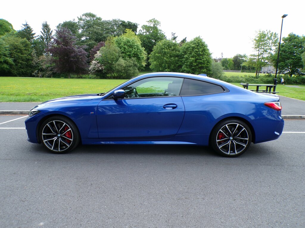 BMW 4 Series 2022 Bmw 4 Series 2.0 420D Xdrive M Sport Mhev Blue #6