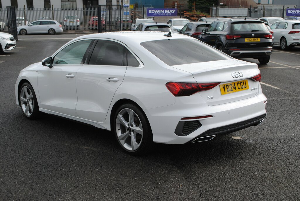 Audi A3 2024 Audi A3 1.5 Tfsi S Line 35 YD24CGU White #6