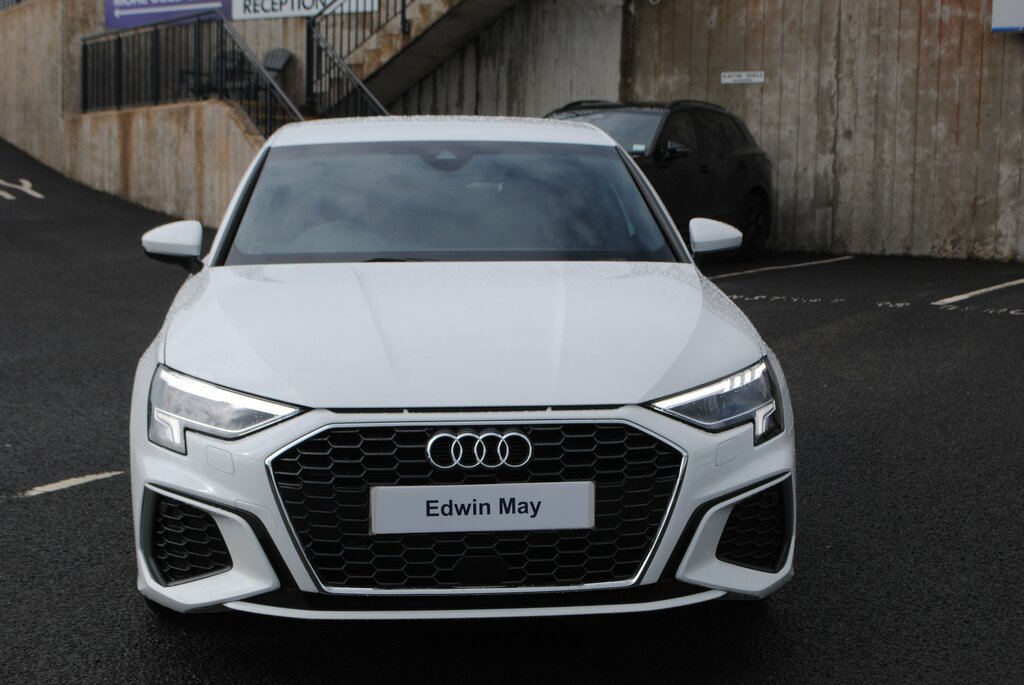 Audi A3 2024 Audi A3 1.5 Tfsi S Line 35 YD24CGU White #2