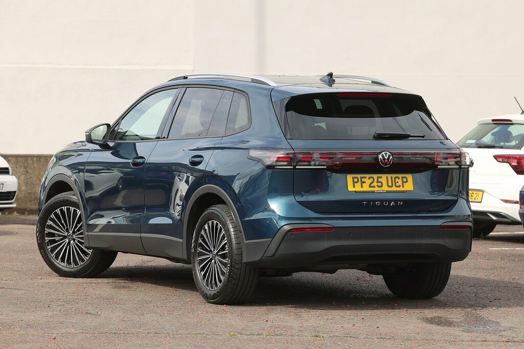 Volkswagen Tiguan 2025 Volkswagen Tiguan 2.0 Match Tdi Dsg PF25UCP Blue #3
