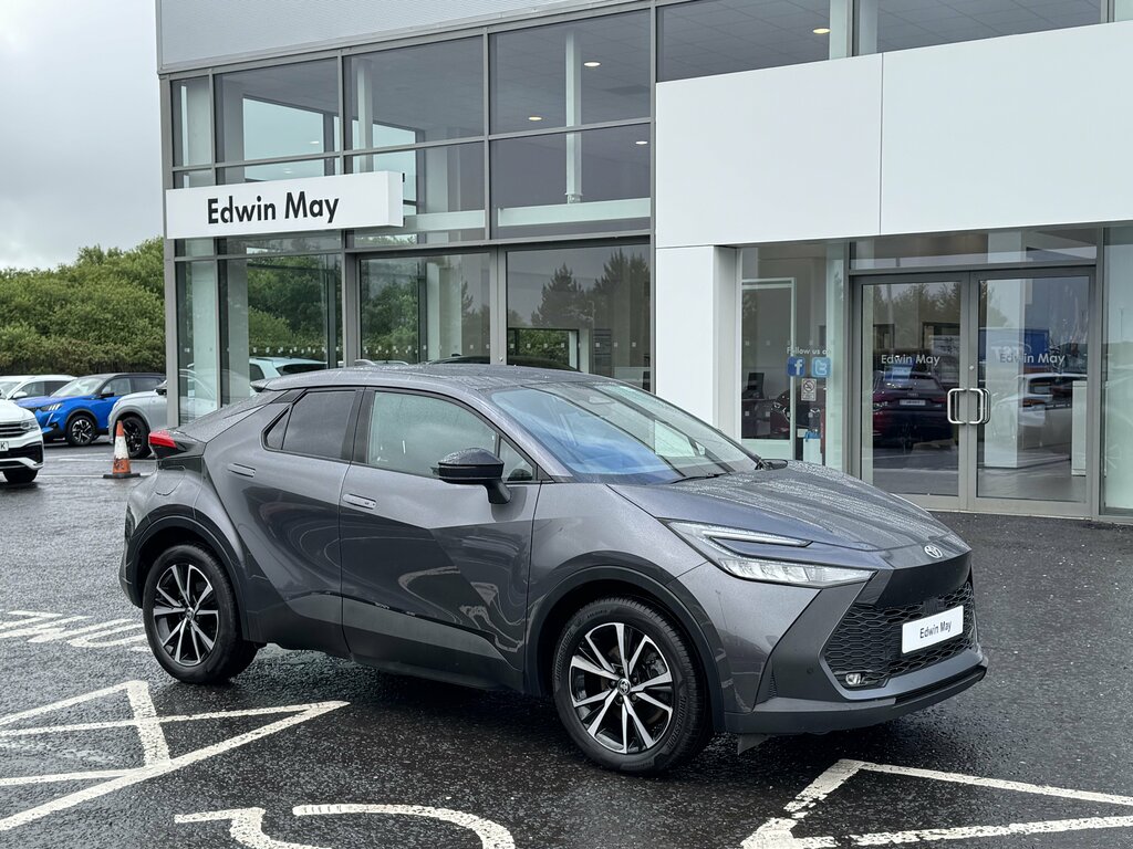 Toyota C-Hr 2024 Toyota C-hr Design 2.0 Phev YR74AAE Grey
