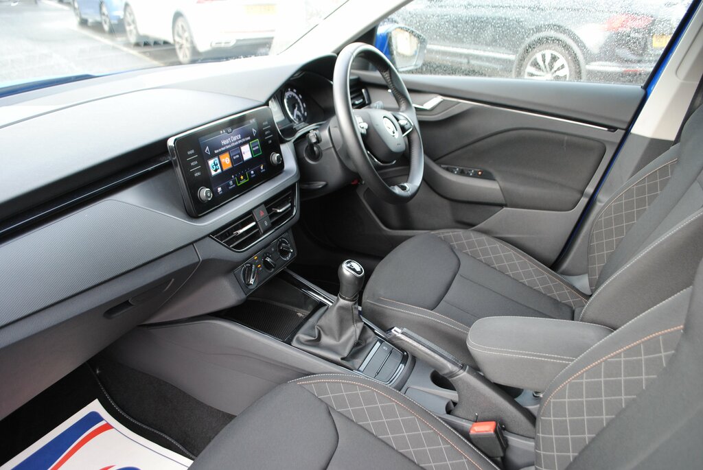 Skoda Kamiq 2022 Skoda Kamiq 1.0 Se Tsi 110 FG72AVY Blue #4
