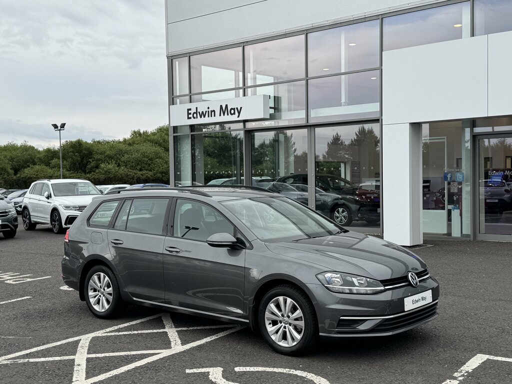 Volkswagen Golf 2017 Volkswagen Golf Estate Se 1.4 Tsi 125Ps Grey