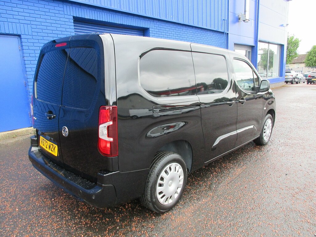 Vauxhall Combo Ex.vat 2023 Vauxhall Combo 1.5 L2h1 2300 Pro Ss VO72WZK Black #3