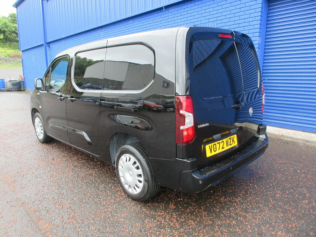 Vauxhall Combo Ex.vat 2023 Vauxhall Combo 1.5 L2h1 2300 Pro Ss VO72WZK Black #5