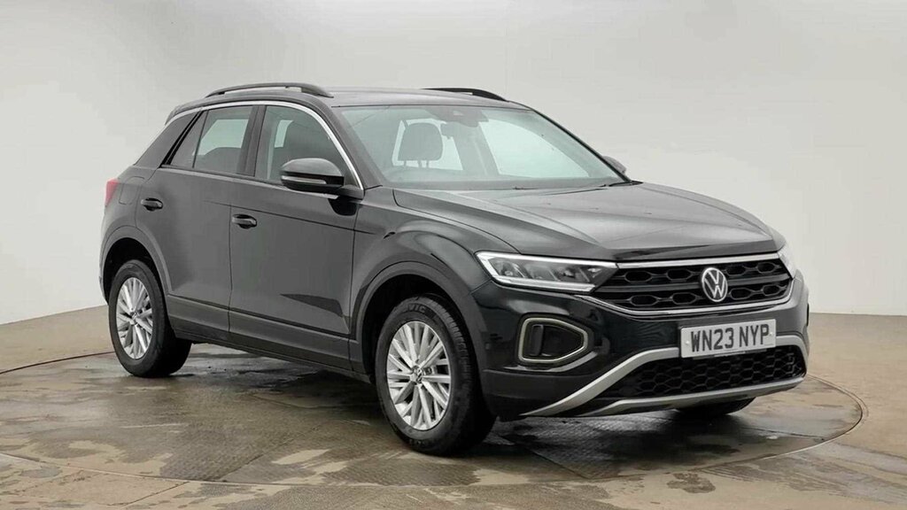 Volkswagen T-Roc 2023 Volkswagen T-roc 1.0 Life Tsi Black