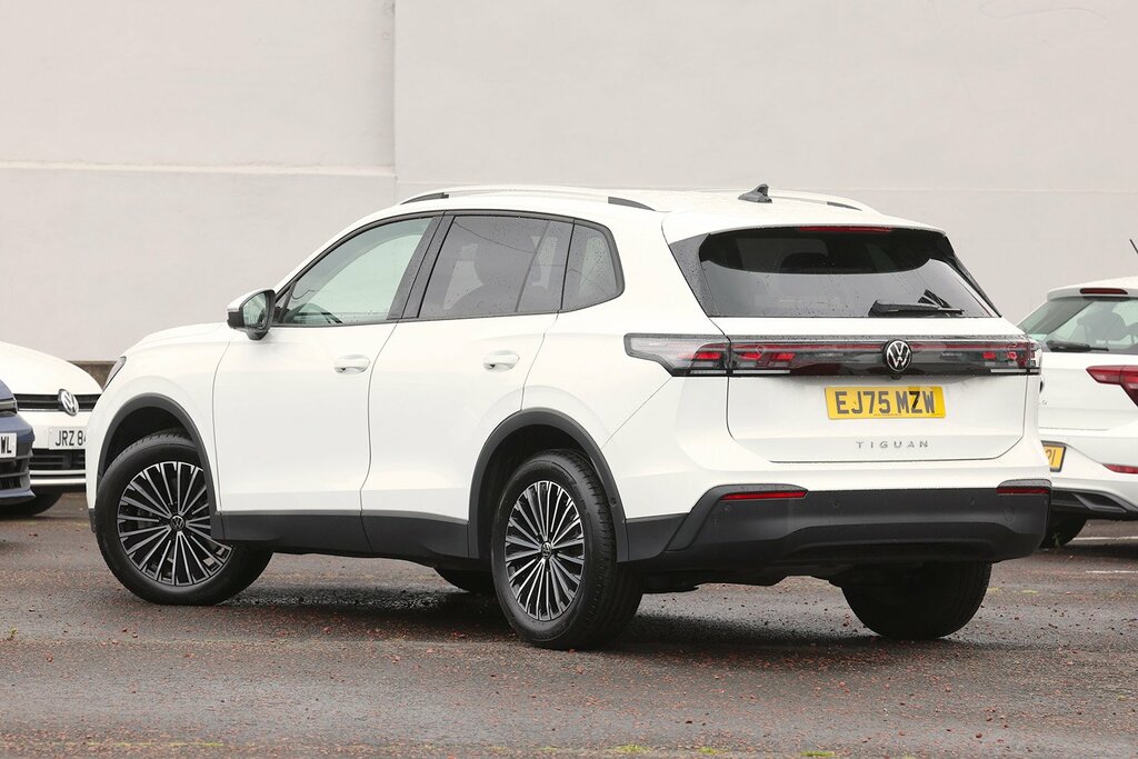 Volkswagen Tiguan 2025 Volkswagen Tiguan 2.0 Match Tdi Dsg EJ75MZW White #3