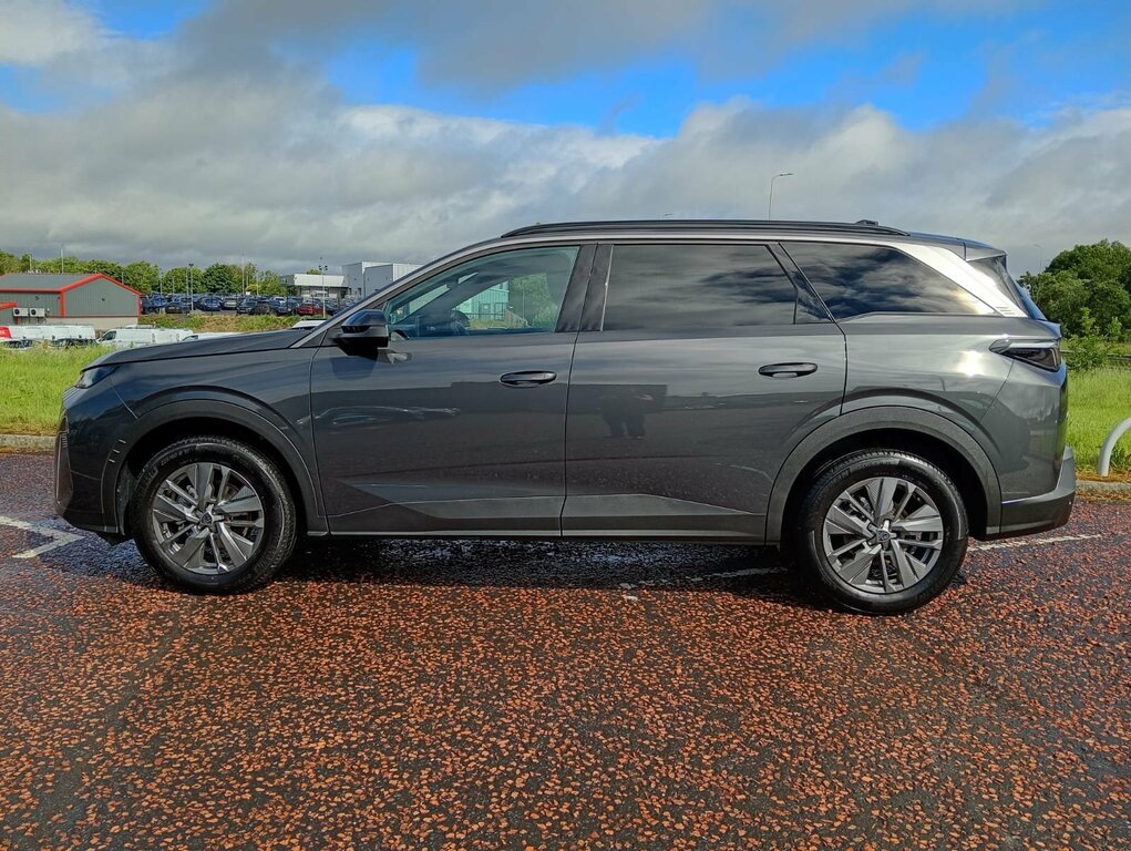 Peugeot 5008 2026 Peugeot 5008 1.2 Allure Grey #3