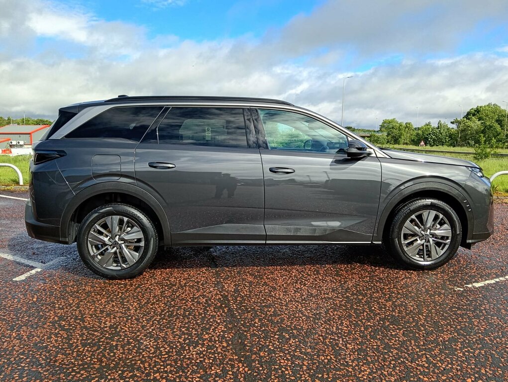 Peugeot 5008 2026 Peugeot 5008 1.2 Allure Grey #4