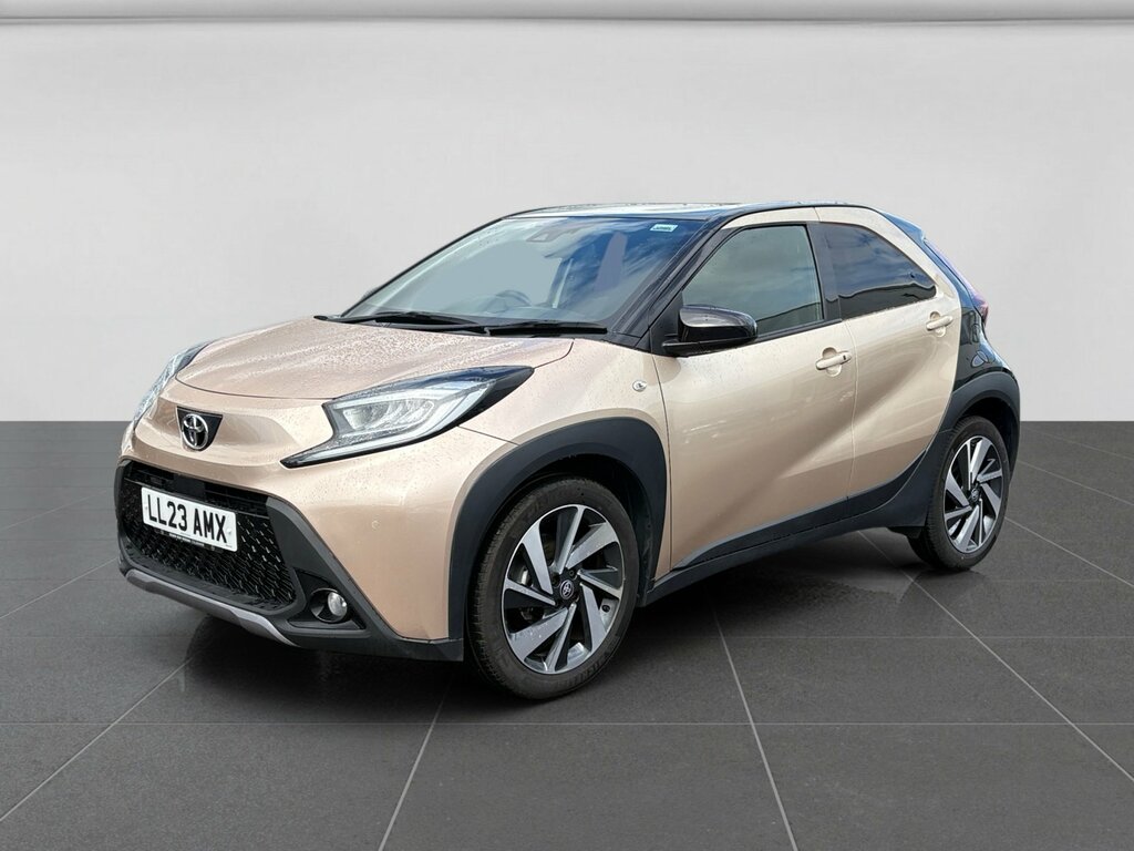 Toyota Aygo X 2023 Toyota Aygo X 1.0 Vvt-i Exclusive LL23AMX Beige #6