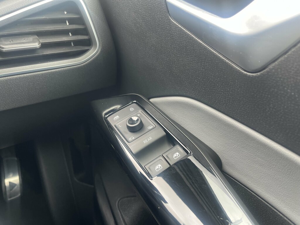Volkswagen ID.3 Hatchback Grey #16