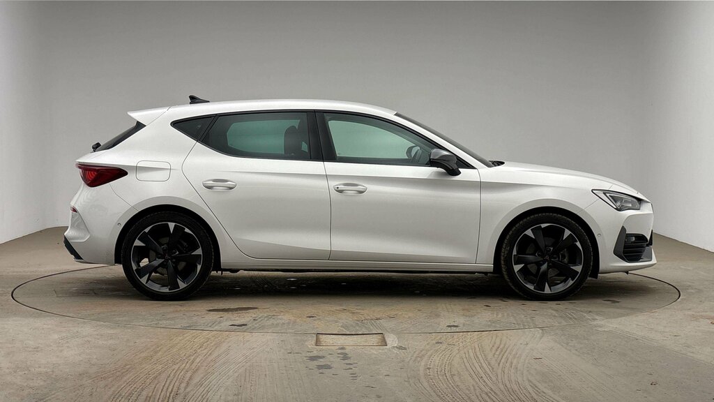Cupra Leon 2024 Cupra Leon 1.5 Tsi V1 White #2