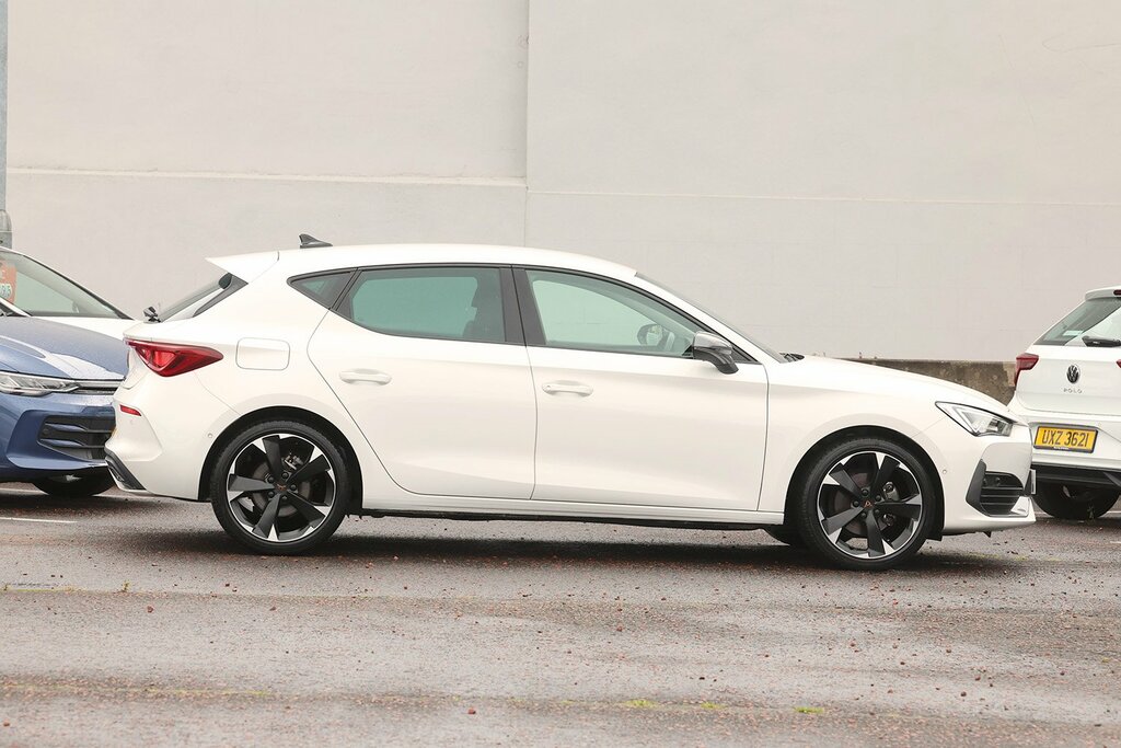 Cupra Leon 2024 Cupra Leon 1.5 Tsi V1 DE24JZH White #2