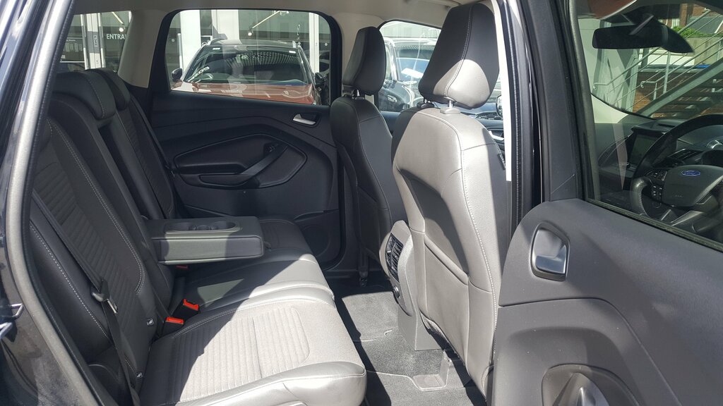 Ford Kuga 2018 Ford Kuga 2.0 Titanium Tdci Black #5