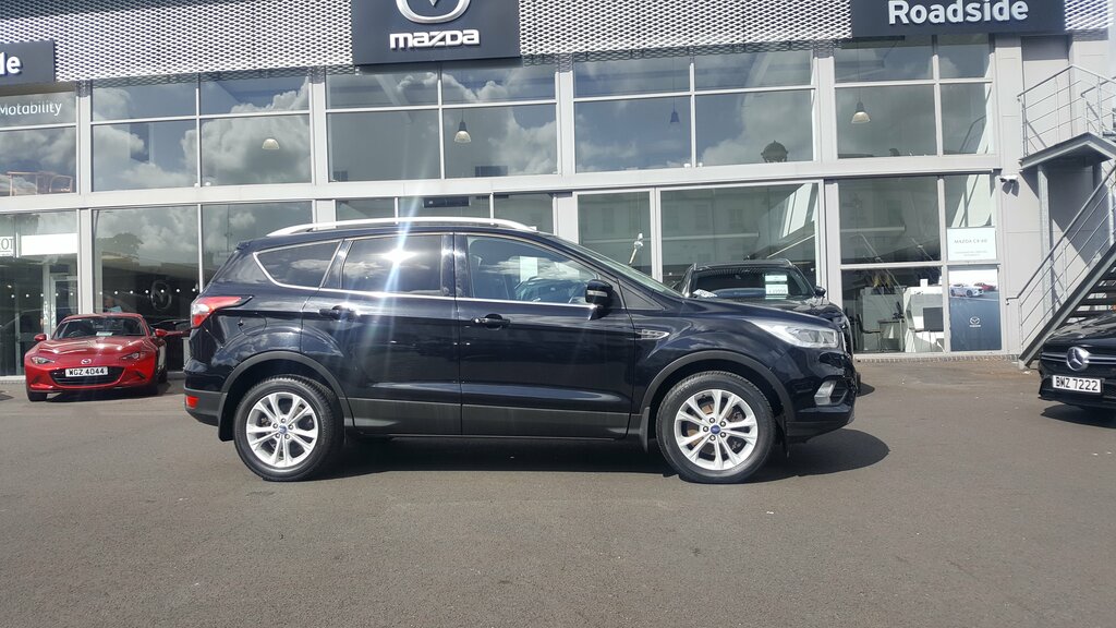 Ford Kuga 2018 Ford Kuga 2.0 Titanium Tdci Black #3